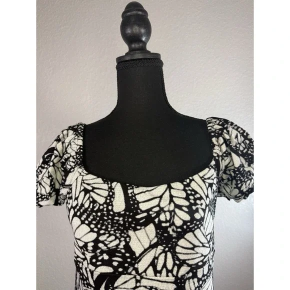 Urban Outfitters Women's Butterfly Dress Large Mini Dress Ruffled Sleeve - Picture 7 of 7